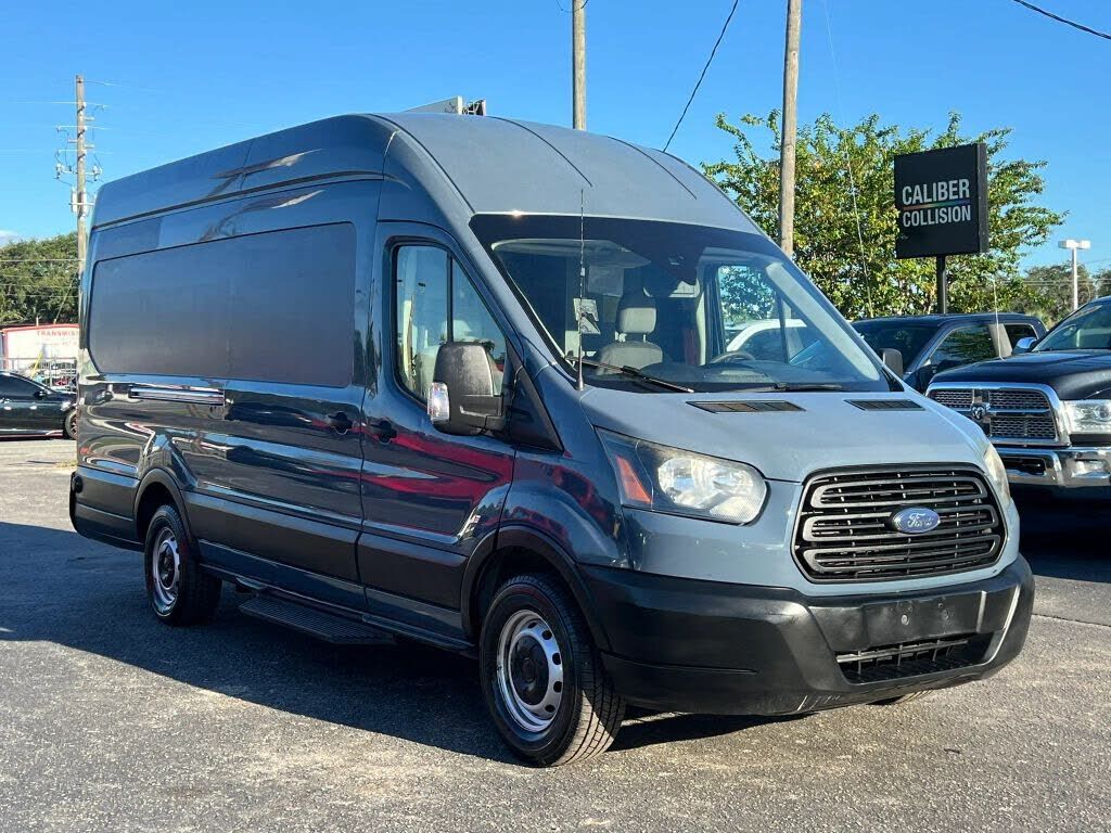2019 FORD Transit