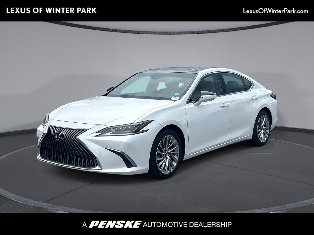 2019 LEXUS ES
