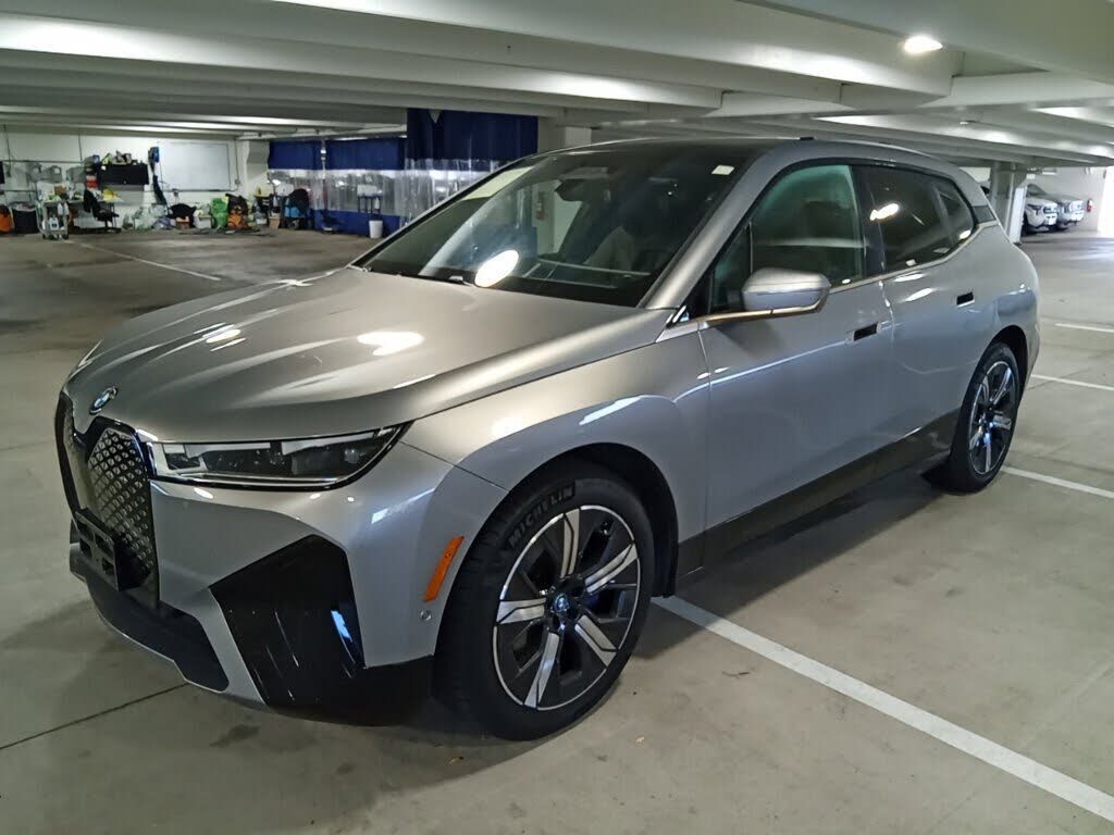 2024 BMW ix