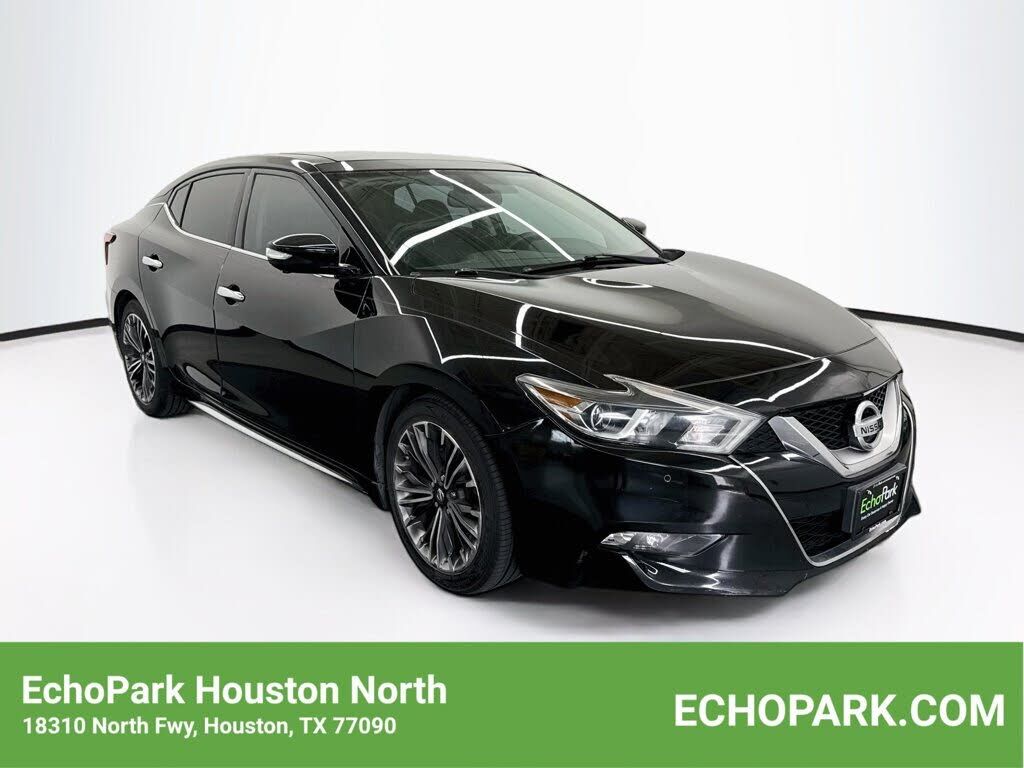 2017 NISSAN Maxima