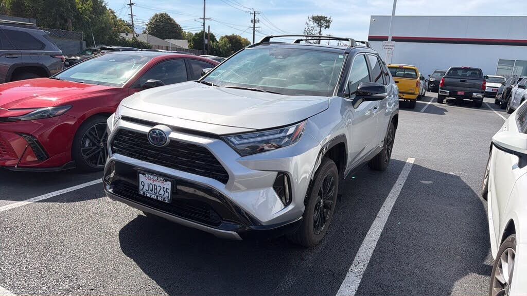 2023 TOYOTA RAV4