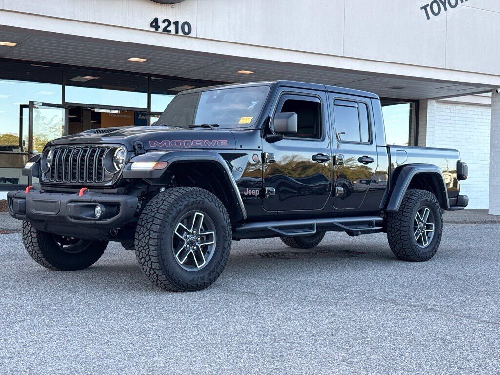 2025 JEEP Gladiator