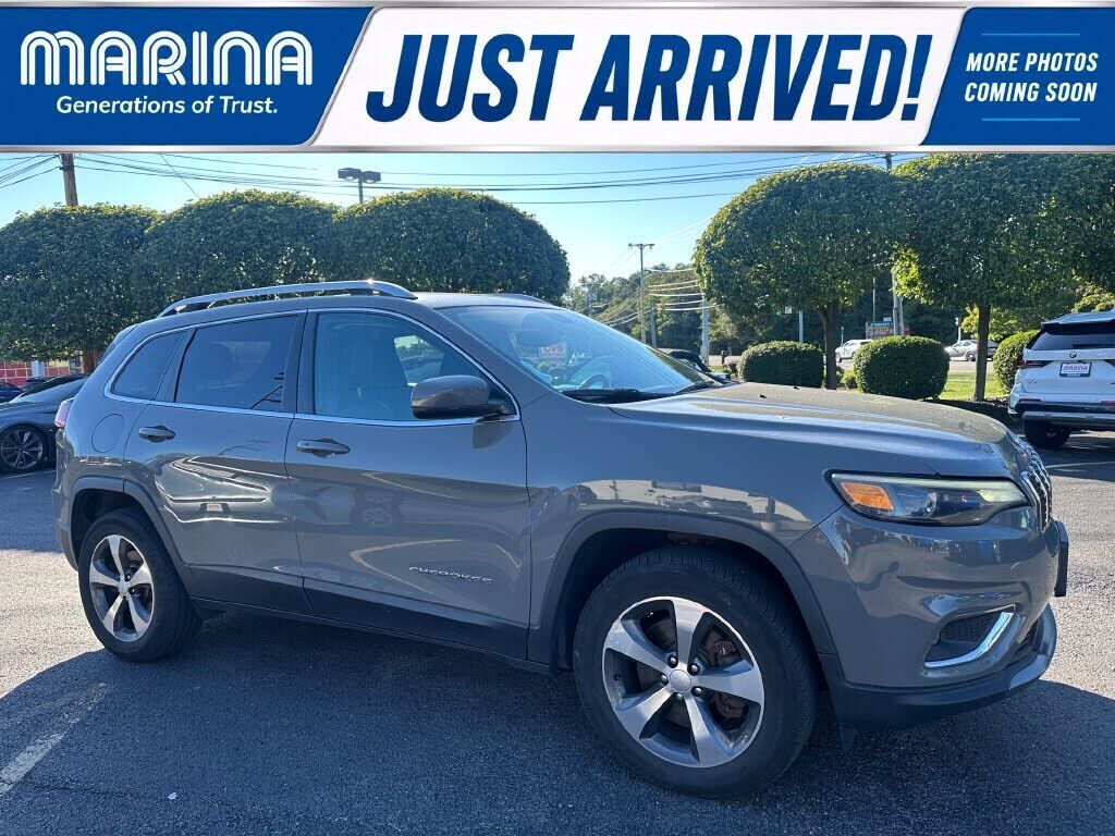 2019 JEEP Cherokee
