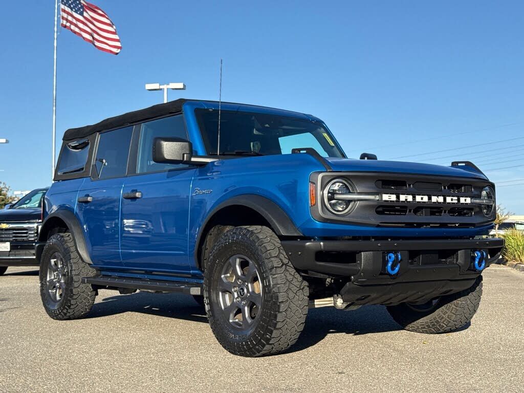 2022 FORD Bronco
