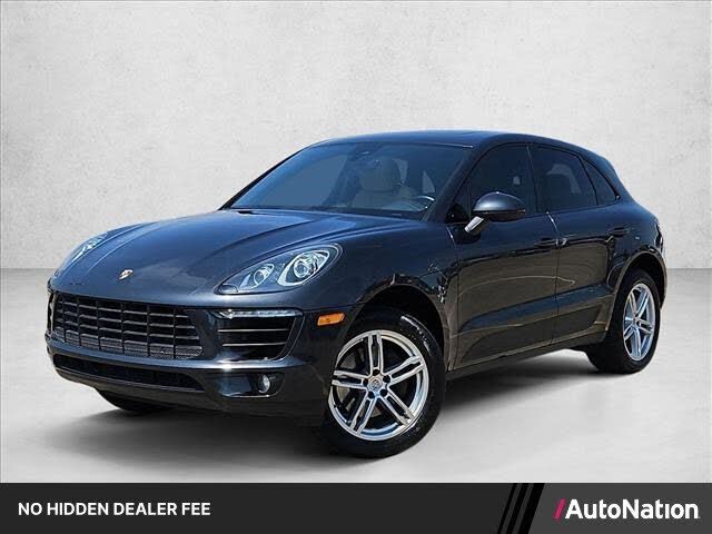 2018 PORSCHE Macan