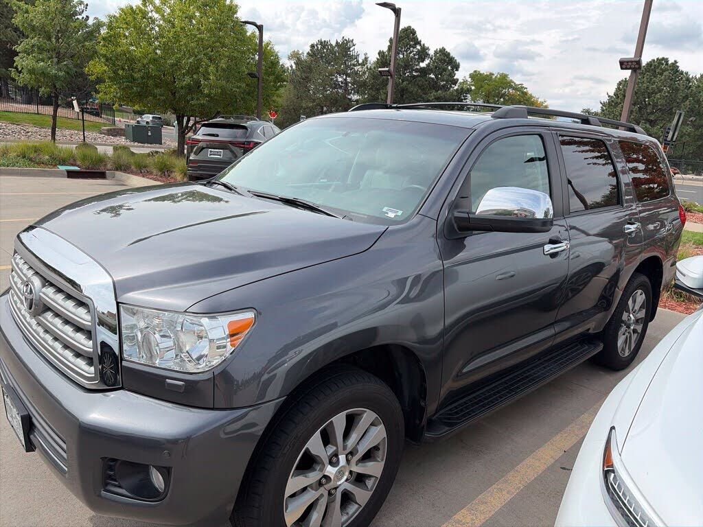 2017 TOYOTA Sequoia
