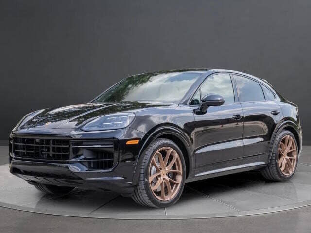 2026 PORSCHE Cayenne