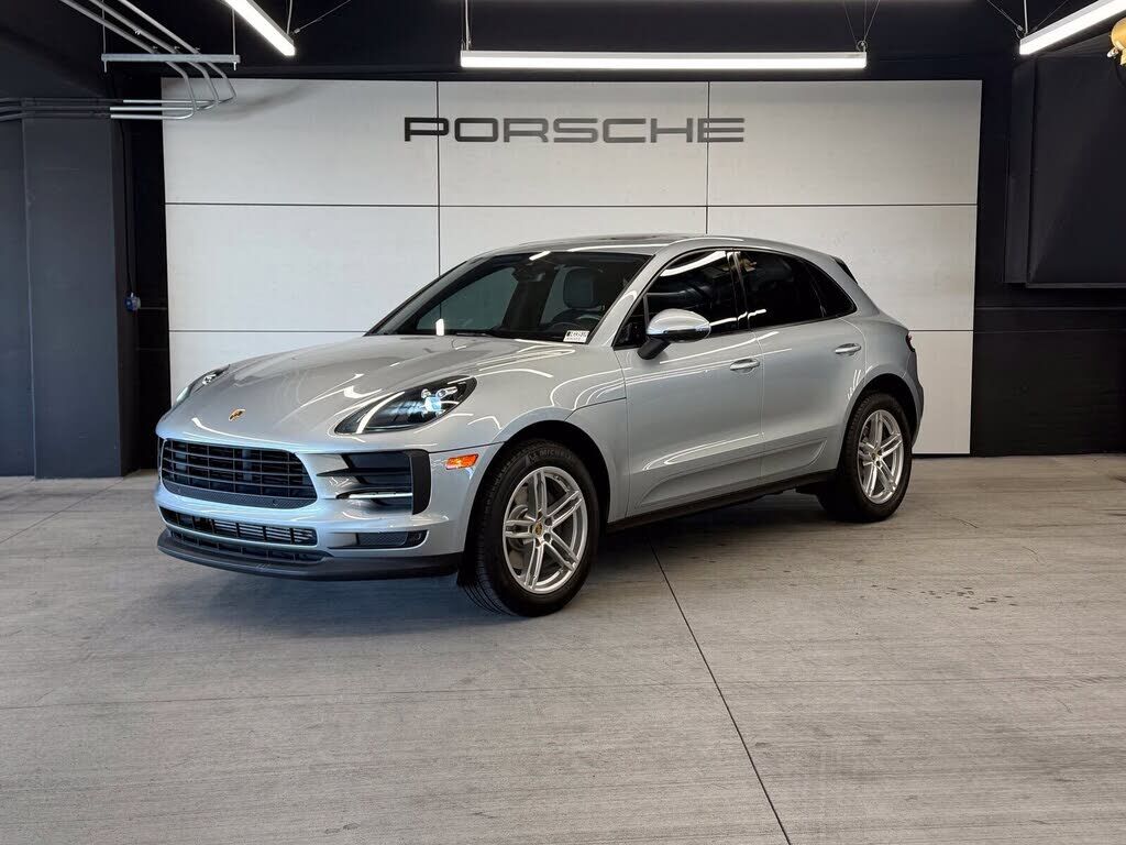 2019 PORSCHE Macan