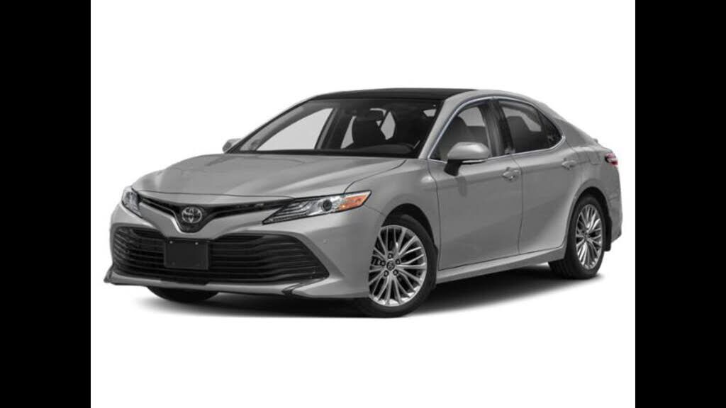 2019 TOYOTA Camry