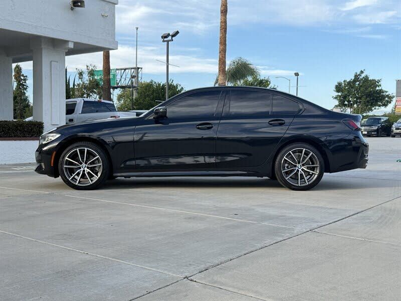2021 BMW 330i