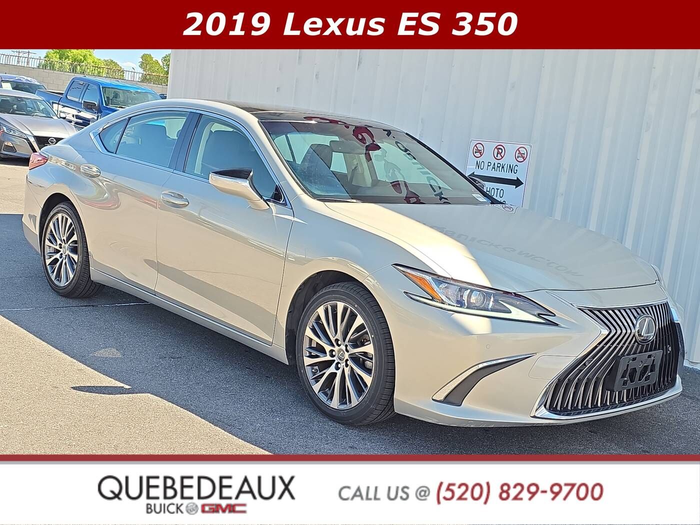 2019 LEXUS ES