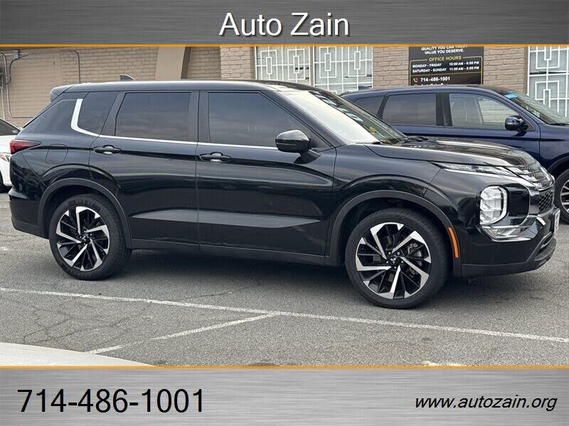 2022 MITSUBISHI Outlander