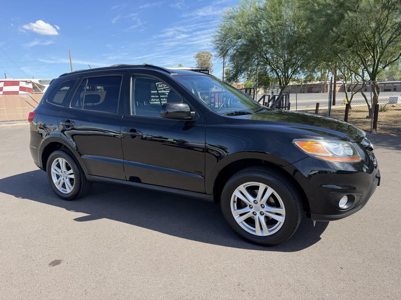 2011 HYUNDAI Santa Fe