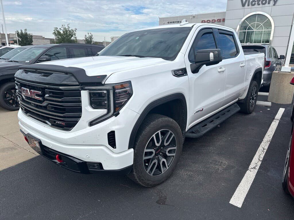 2025 GMC Sierra