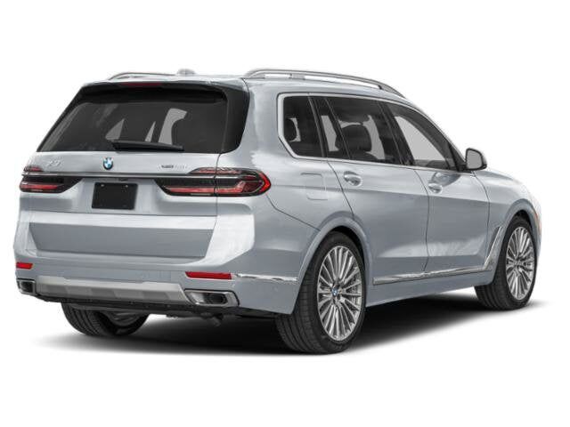 2027 BMW X7