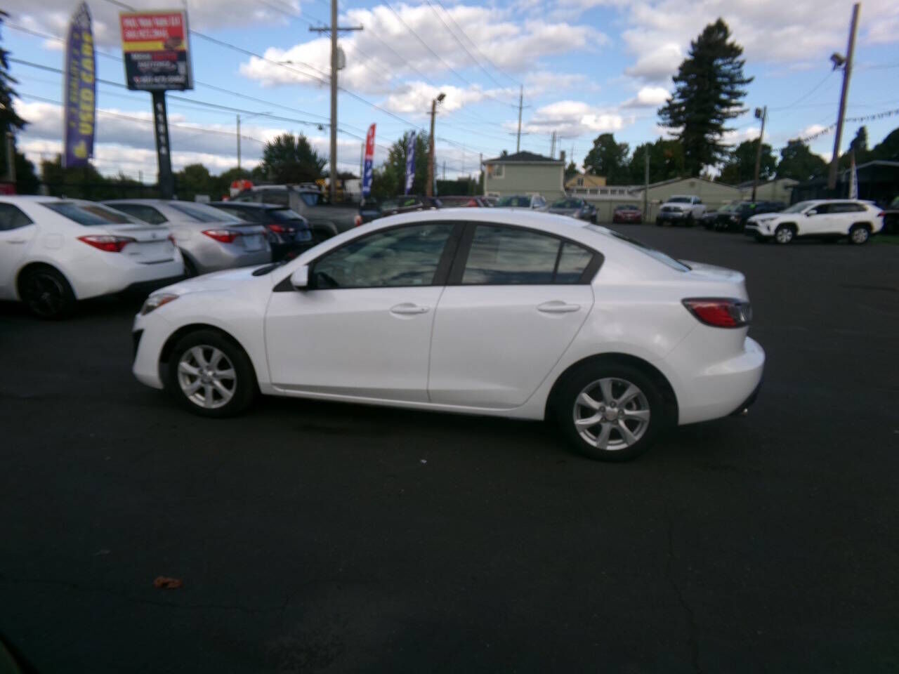 2011 MAZDA Mazda3