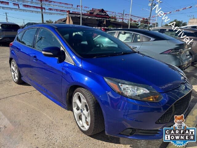 2014 FORD Focus