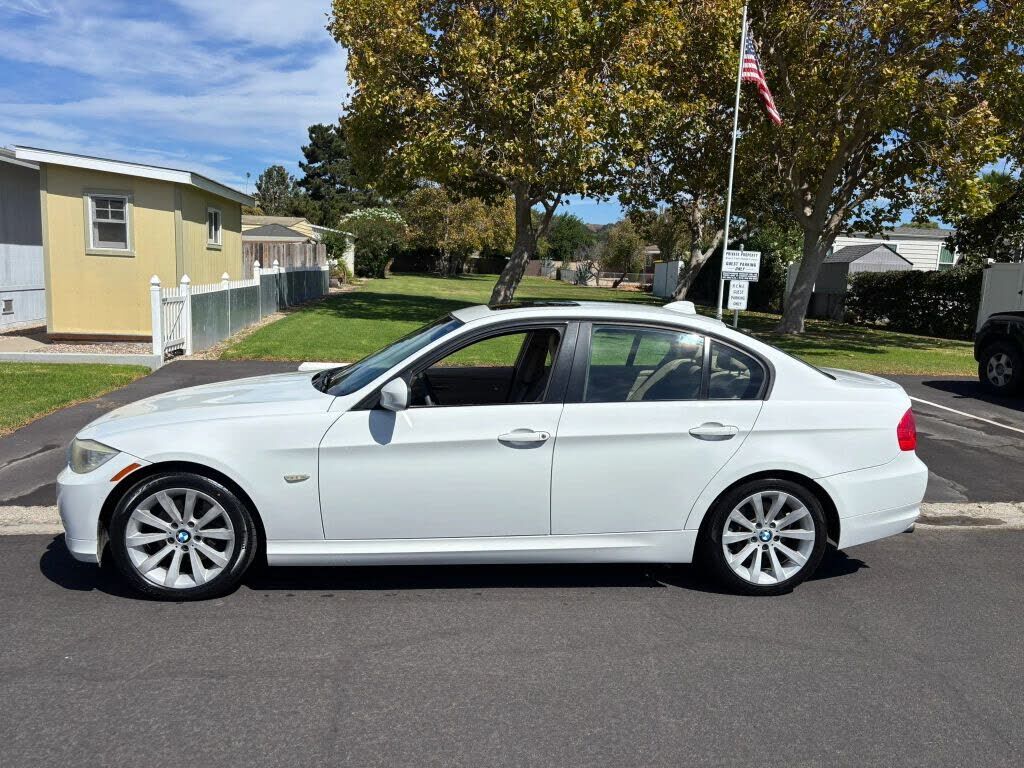 2011 BMW 3 Series