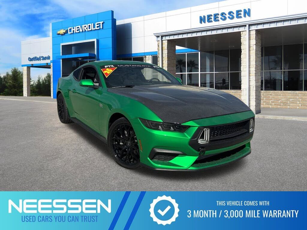 2025 FORD Mustang