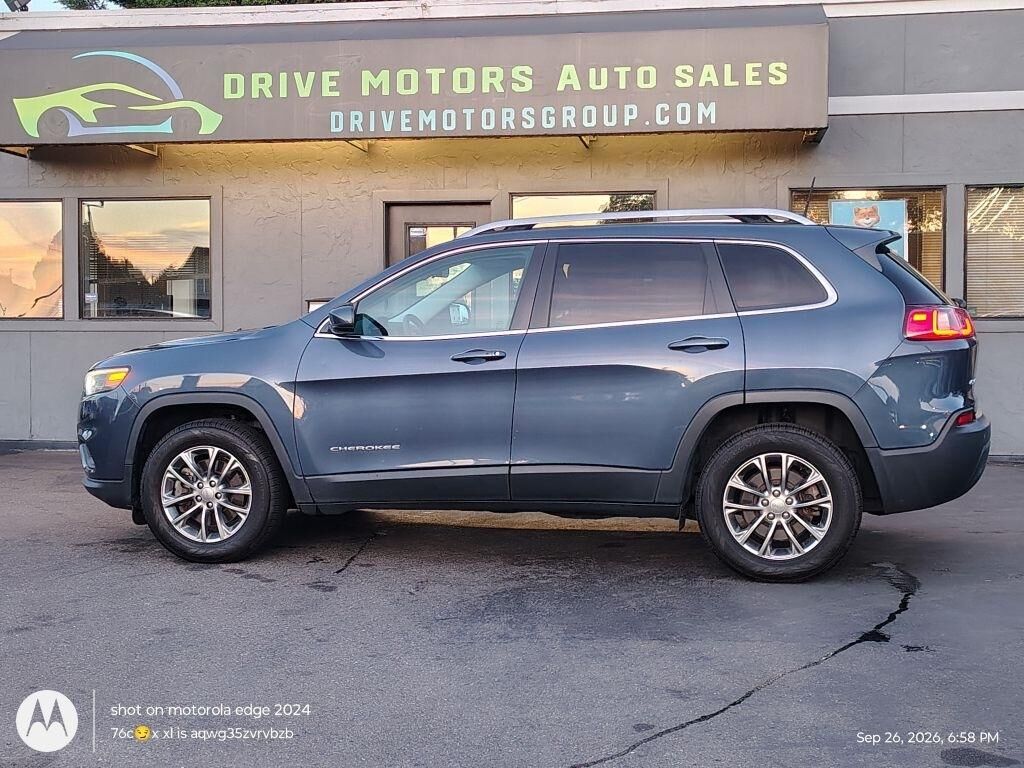 2020 JEEP Cherokee