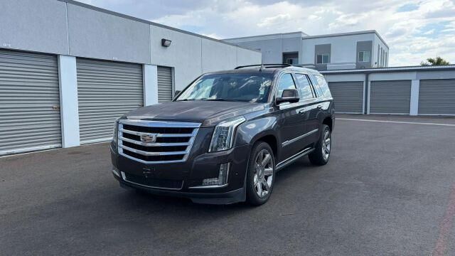 2017 CADILLAC Escalade