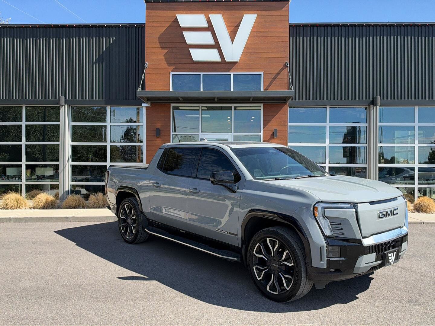 2024 GMC Sierra EV