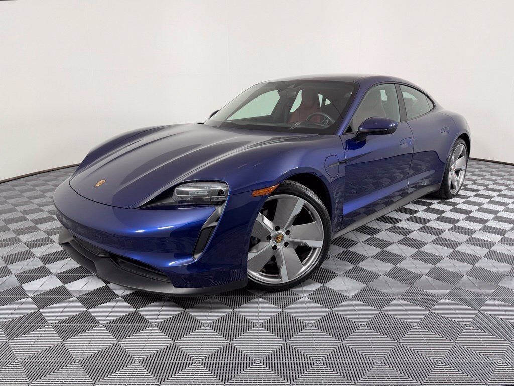 2024 PORSCHE Taycan