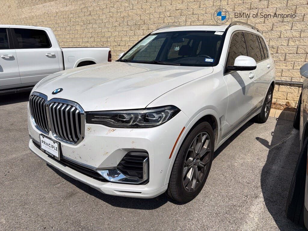 2022 BMW X7