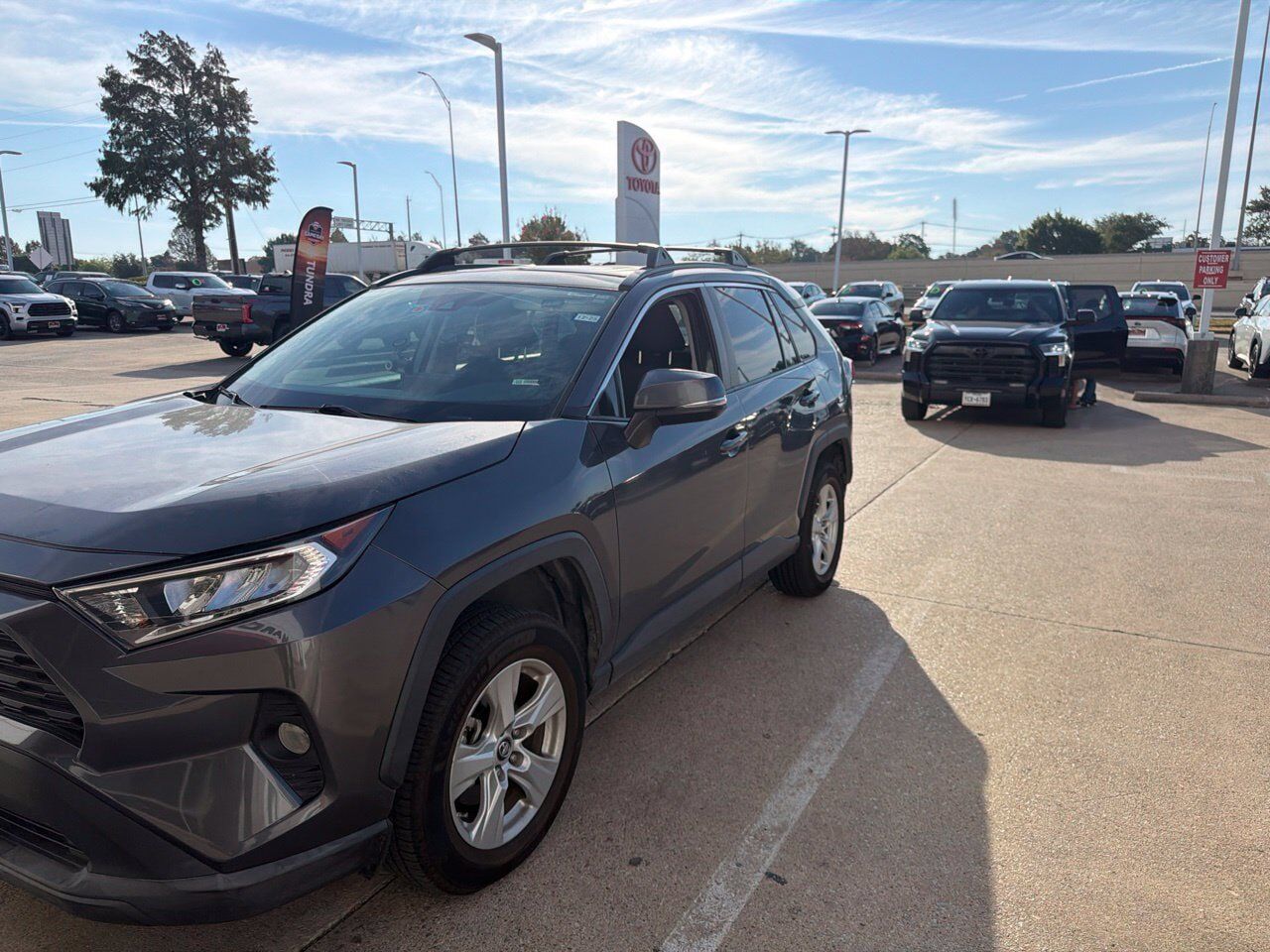 2019 TOYOTA RAV4
