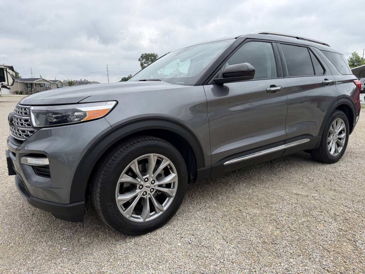 2024 FORD Explorer