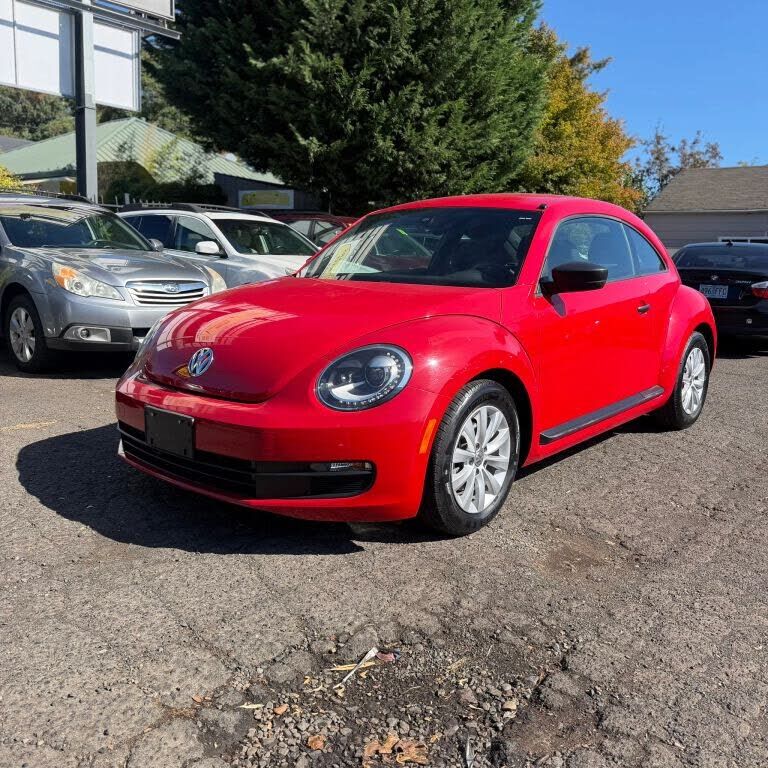 2016 VOLKSWAGEN Beetle