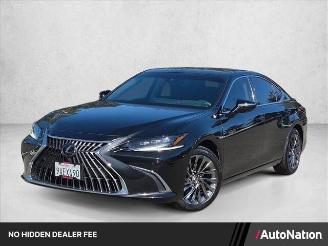 2025 LEXUS ES