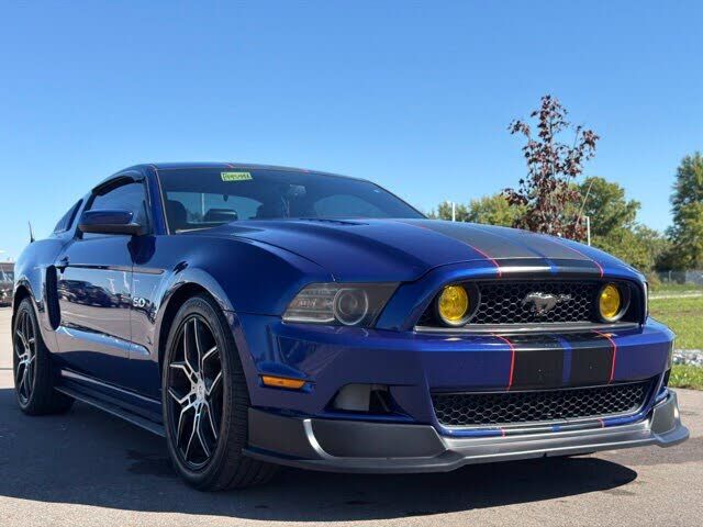 2013 FORD Mustang