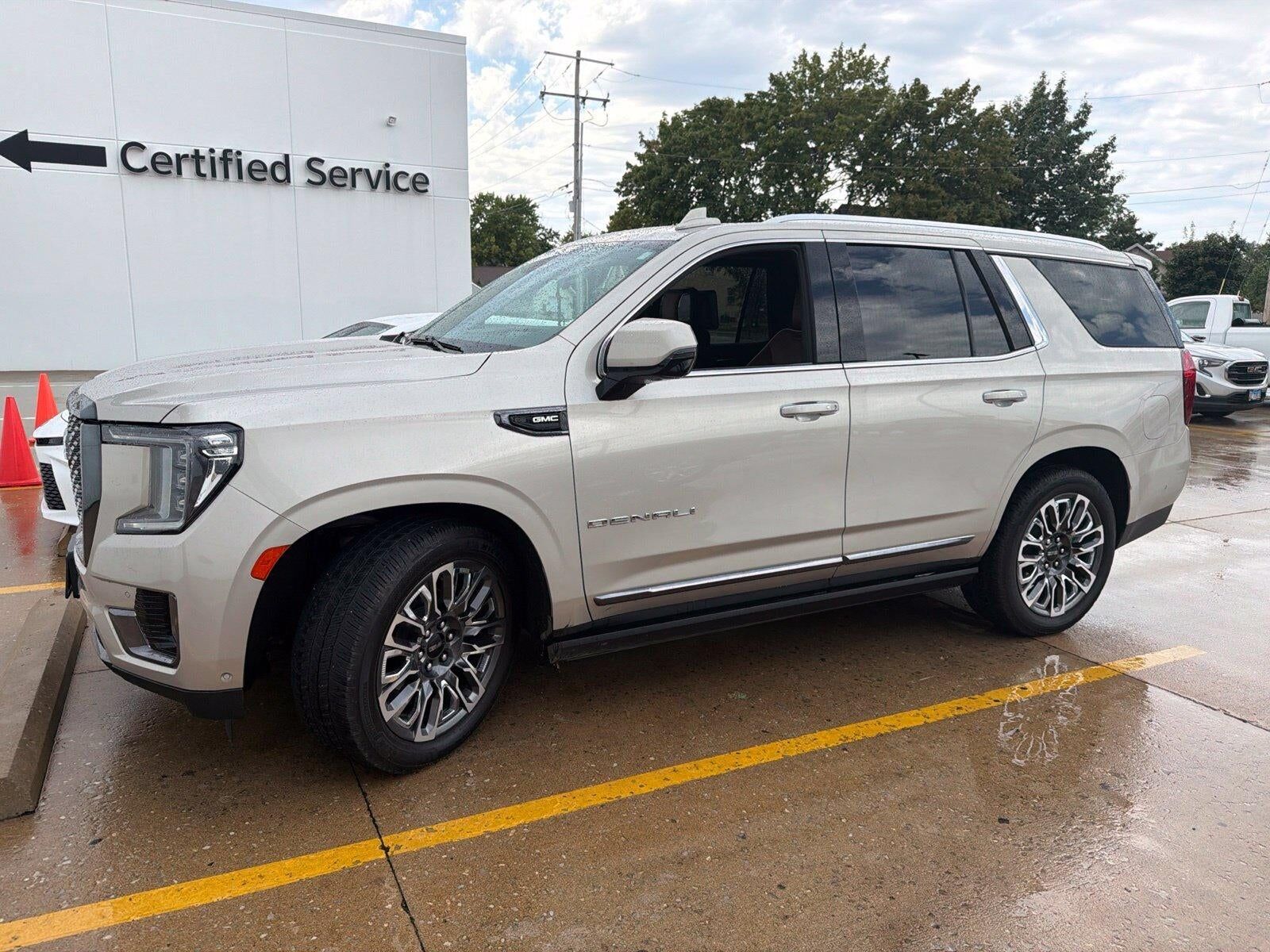 2023 GMC Yukon