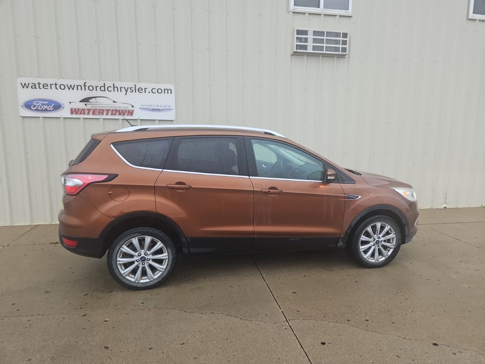 2017 FORD Escape