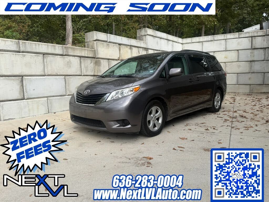 2013 TOYOTA Sienna