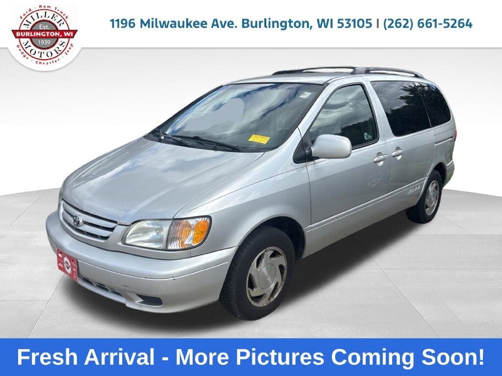 2003 TOYOTA Sienna