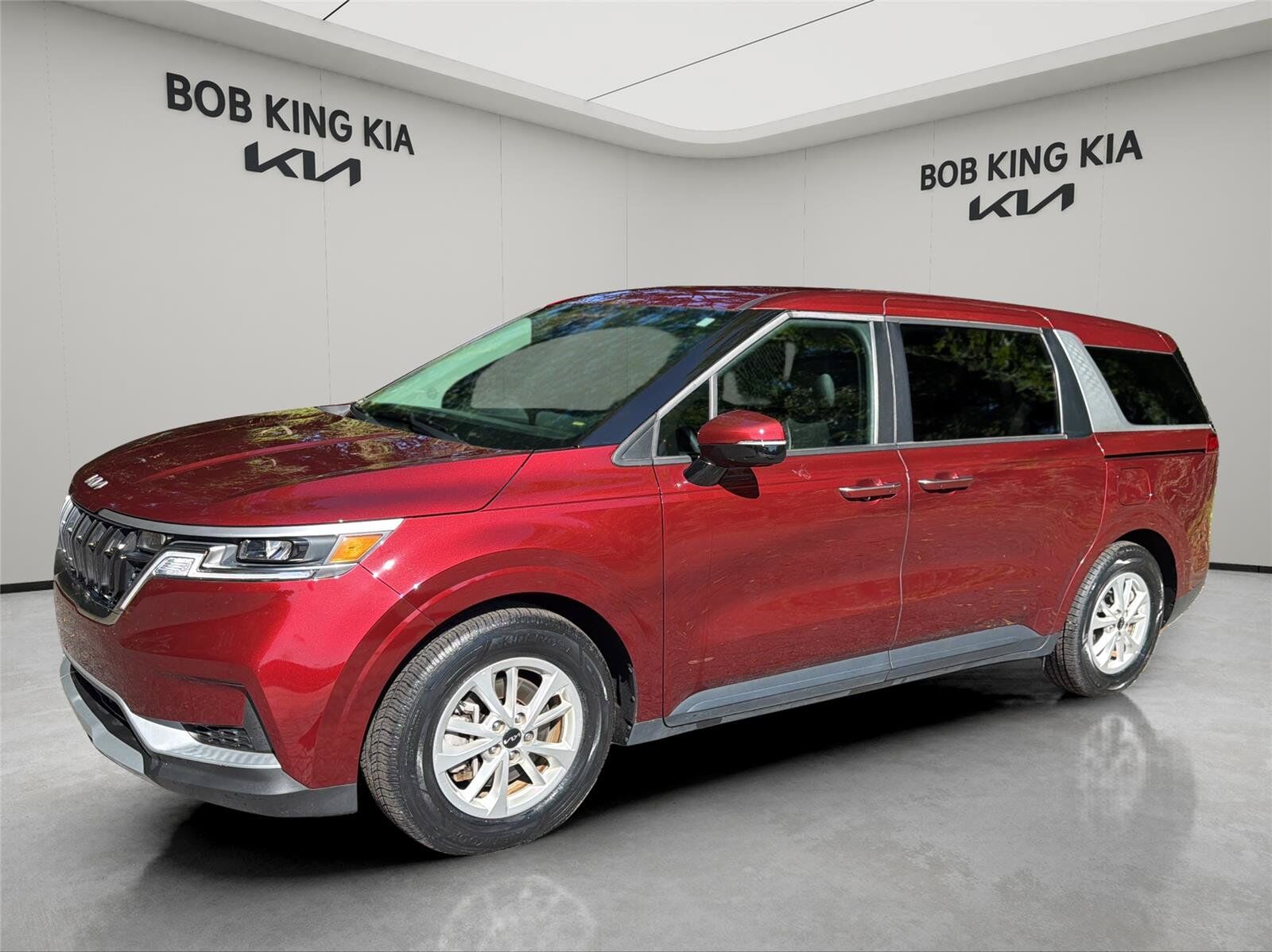 2024 KIA Carnival