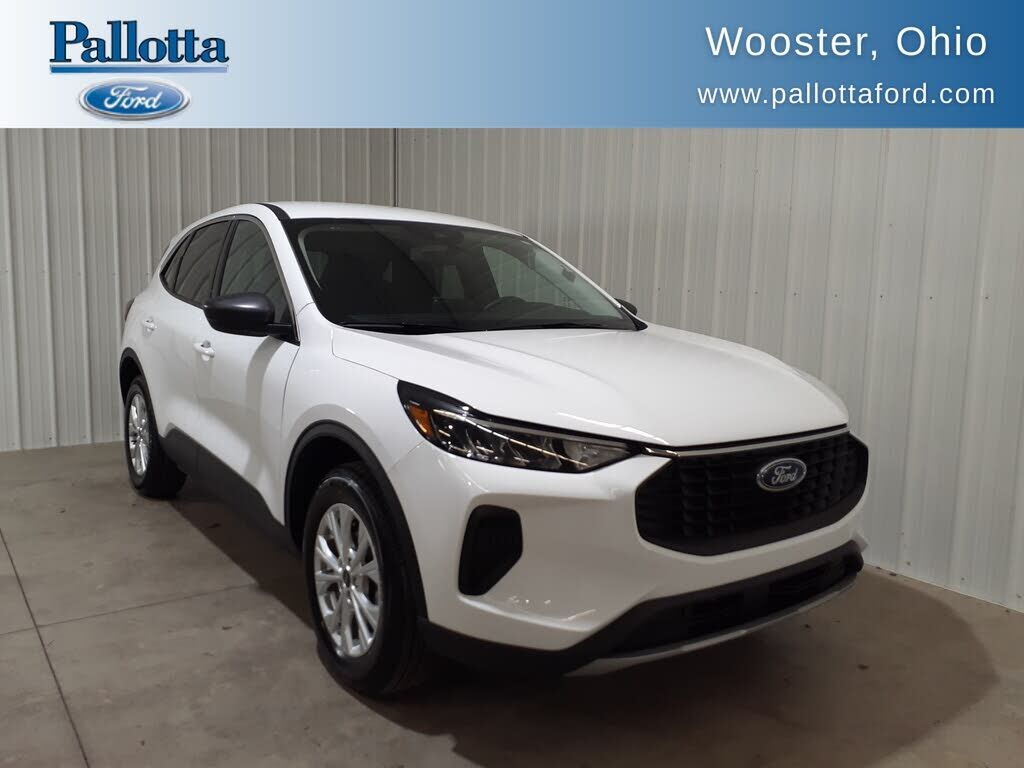 2024 FORD Escape
