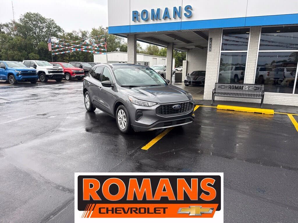 2023 FORD Escape