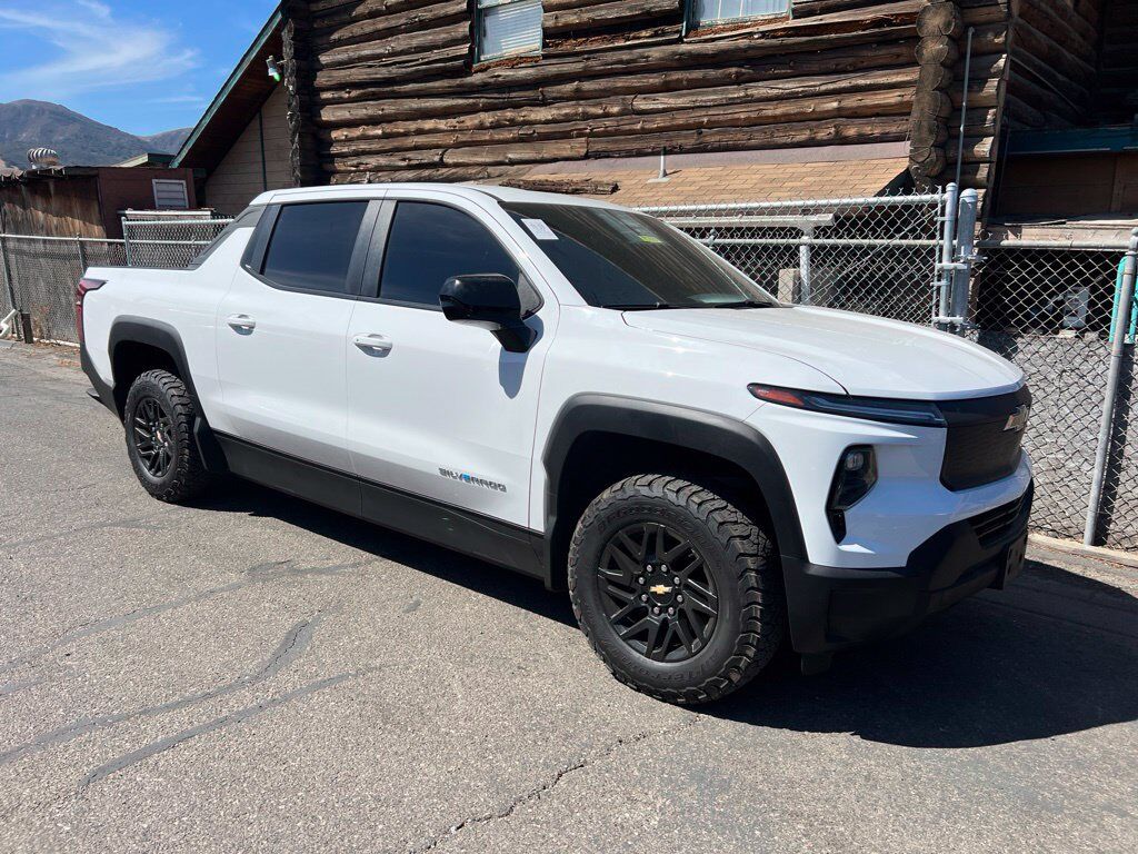 2024 CHEVROLET Silverado EV