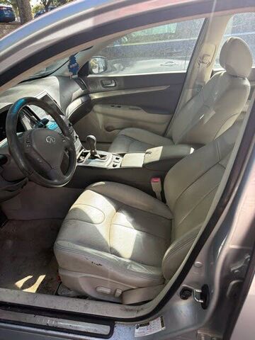 2011 INFINITI G25