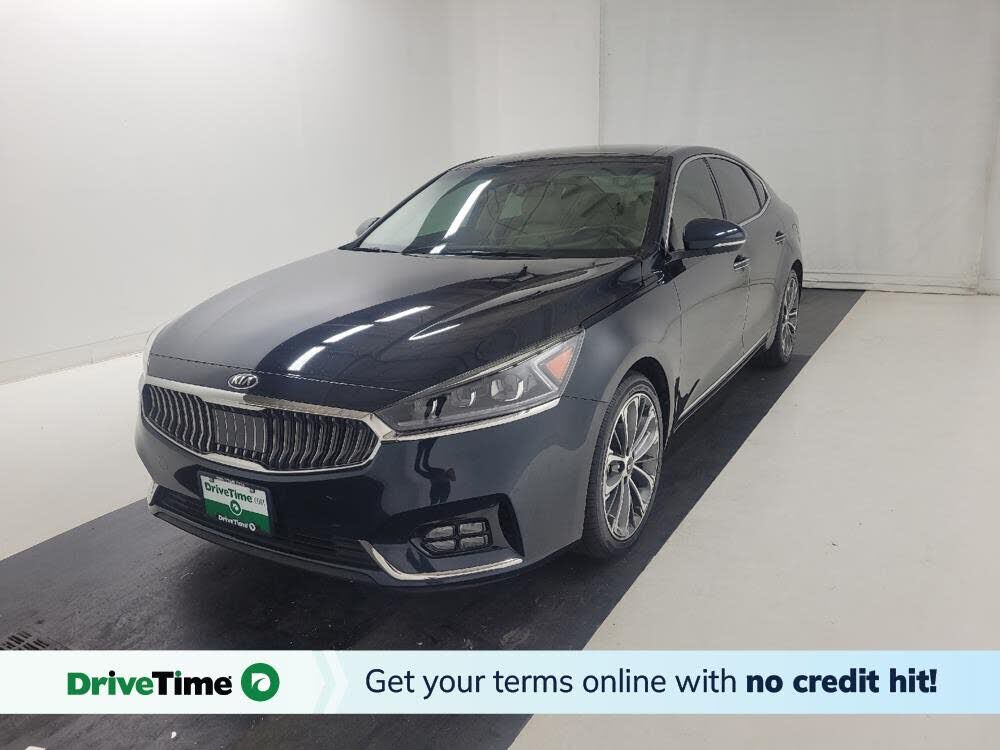 2018 KIA Cadenza