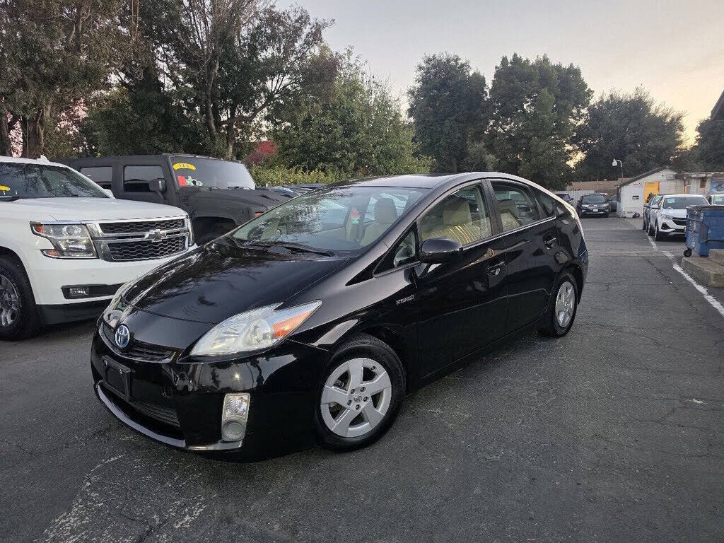 2011 TOYOTA PRIUS