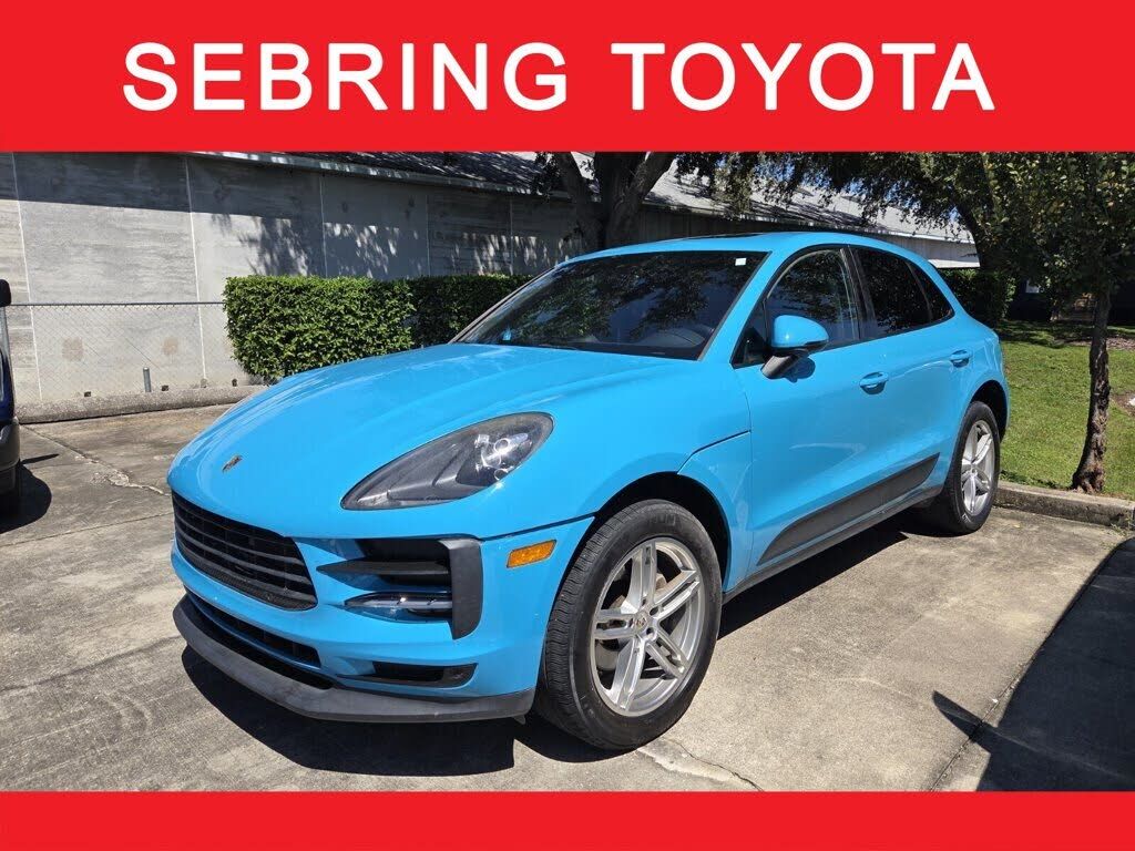 2020 PORSCHE Macan