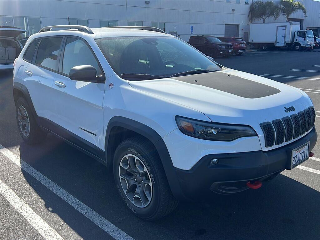 2021 JEEP Cherokee
