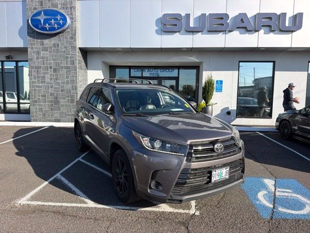 2019 TOYOTA Highlander