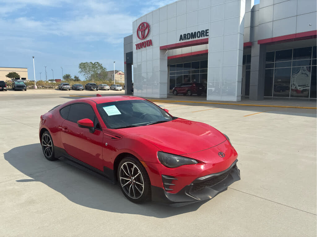 2017 TOYOTA 86