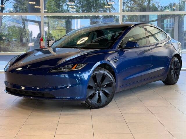 2025 TESLA Model 3