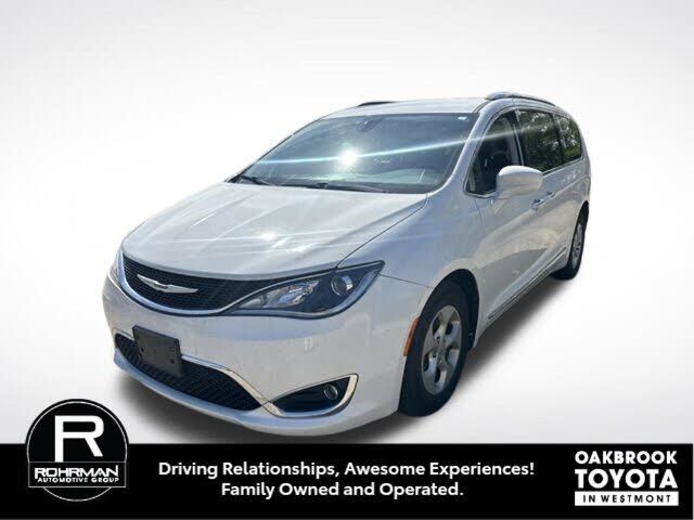 2017 CHRYSLER Pacifica